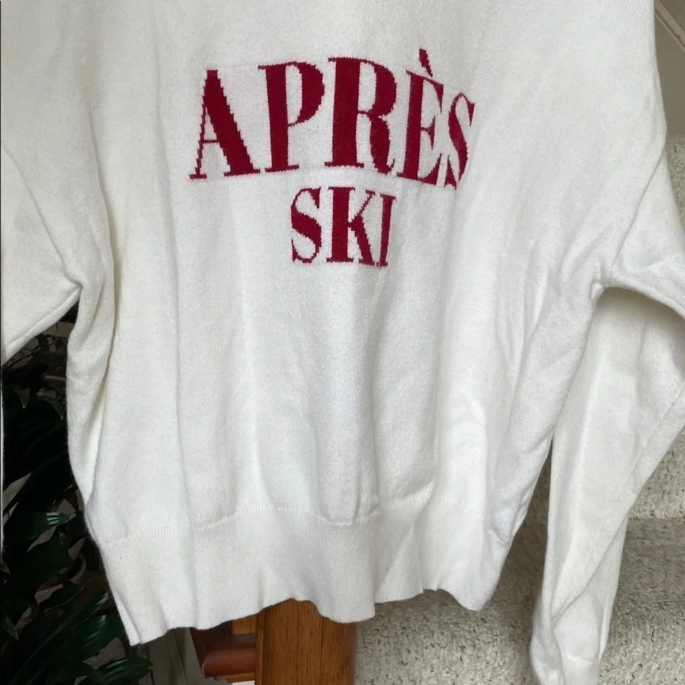 Ardene B White and Red Winter Après Ski Sweatshirt